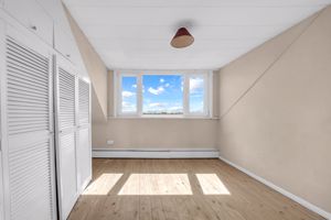 Photo 21- click for photo gallery